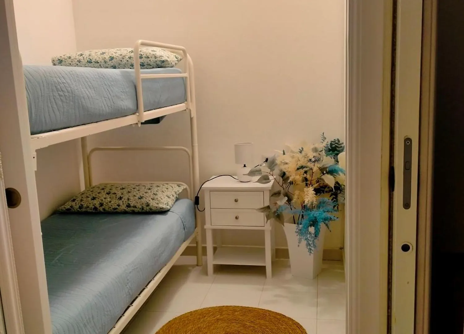 Casa vacanze Villetta con Piscina e Campo da Tennis condominiale Villasimius