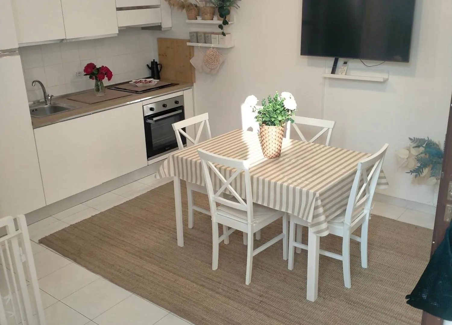 Casa vacanze Villetta con Piscina e Campo da Tennis condominiale Villasimius Italia